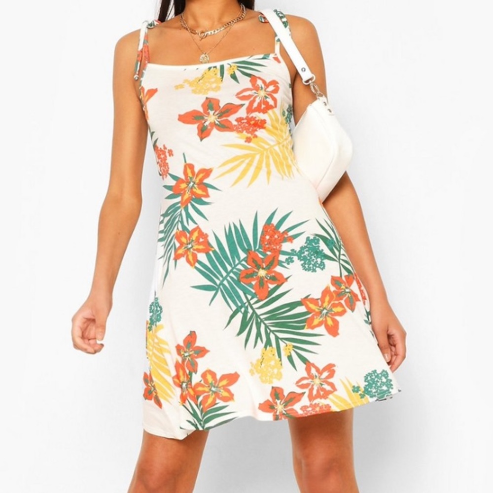Boohoo Leaf Print Rib Tie Shoulder Swing Dress